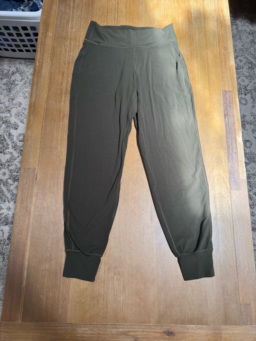Women's lululemon Olive Green Jogger Pants